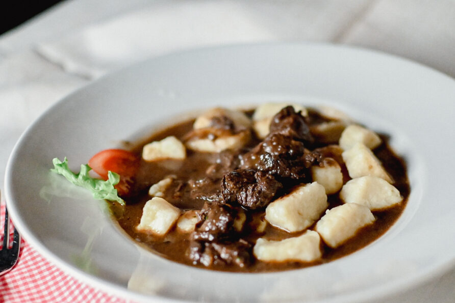 Okusi Gorskog kotara: Tradicionalna jela koja morate probati